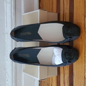 Michael Kors Fulton Flat Shoes Black Size 7.5